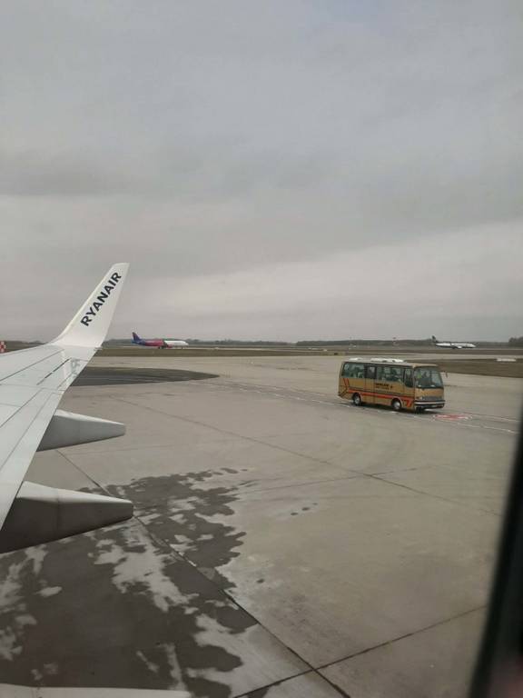 Aeroporto de Budapeste autocarro turístico